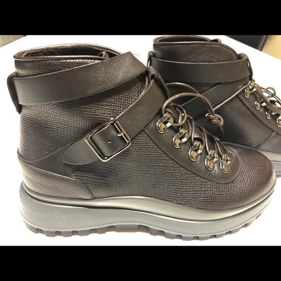 Giorgio Armani Brown Leather Ankle Boots - Picture 5 of 8